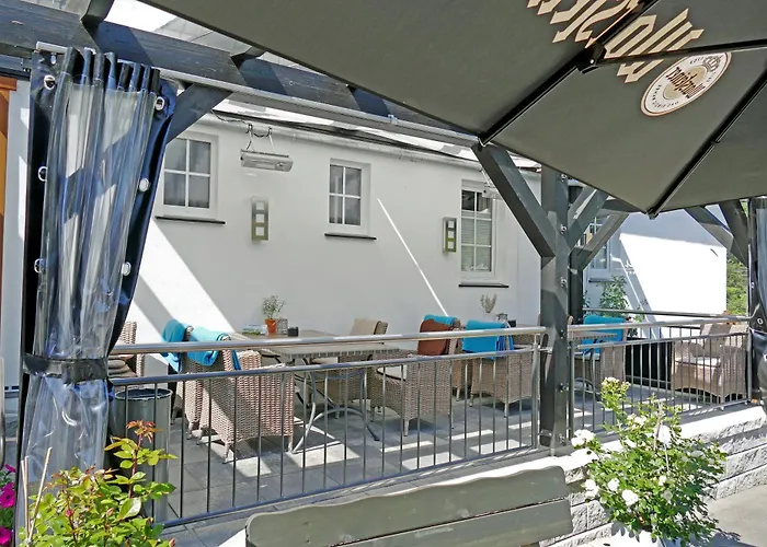 Zur Post Πανσιόν 3*