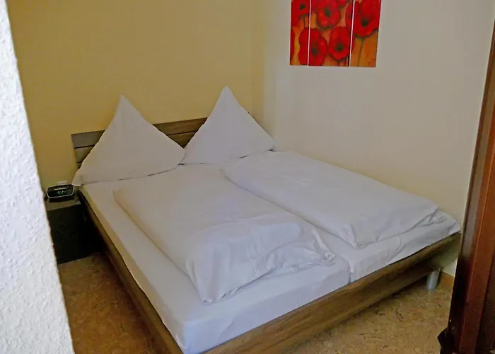 Zur Post Πανσιόν 3*