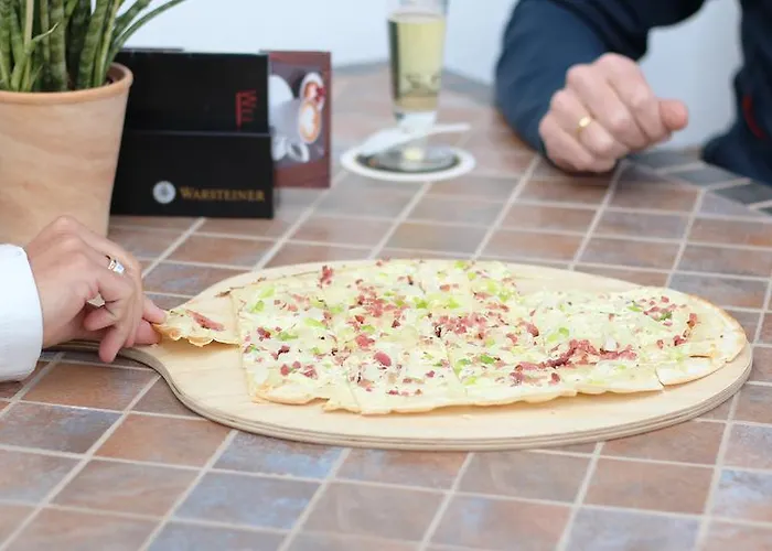 Pensión Zur Post 3*