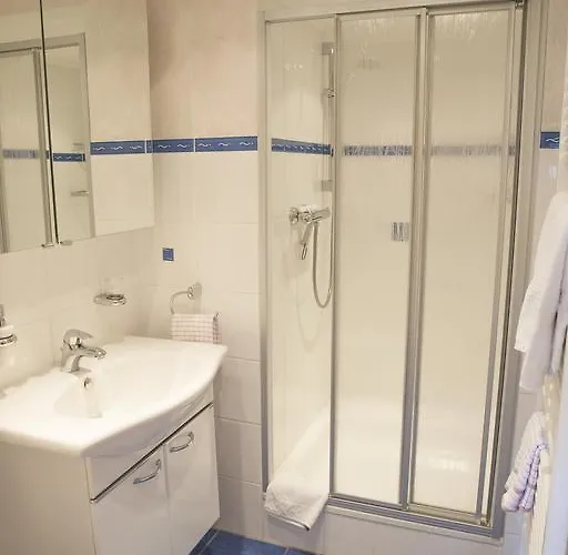 Πανσιόν Zur Post 3*