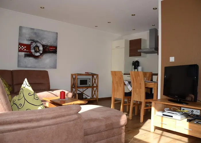 Πανσιόν Zur Post 3*