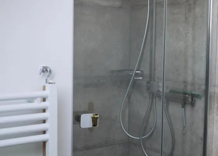 Zur Post Πανσιόν